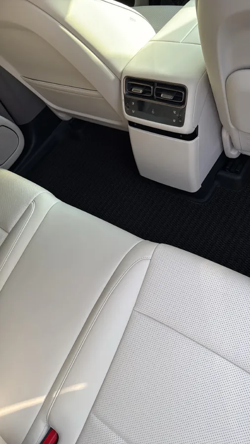 2025 Li i6 BEV,autocango,china used car exporter,china ev exporter,chinese used car exporter,chinese used ev exporter