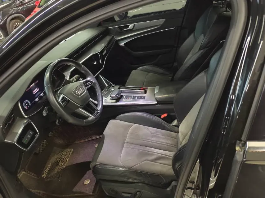 2020 Audi A6L 2.0T 190HP L4 7DCT,autocango,china used car exporter,china ev exporter,chinese used car exporter,chinese used ev exporter