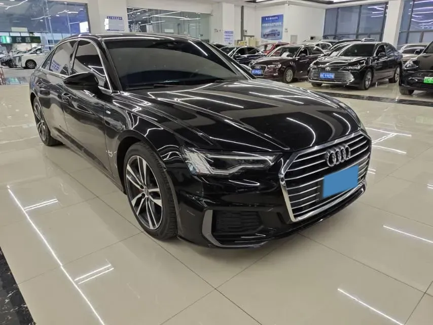 2020 Audi A6L 2.0T 190HP L4 7DCT,autocango,china used car exporter,china ev exporter,chinese used car exporter,chinese used ev exporter
