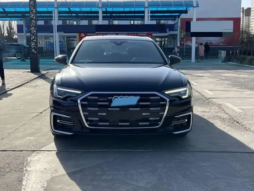 2021 Audi A6L 2.0T 224HP L4 7DCT,autocango,china used car exporter,china ev exporter,chinese used car exporter,chinese used ev exporter
