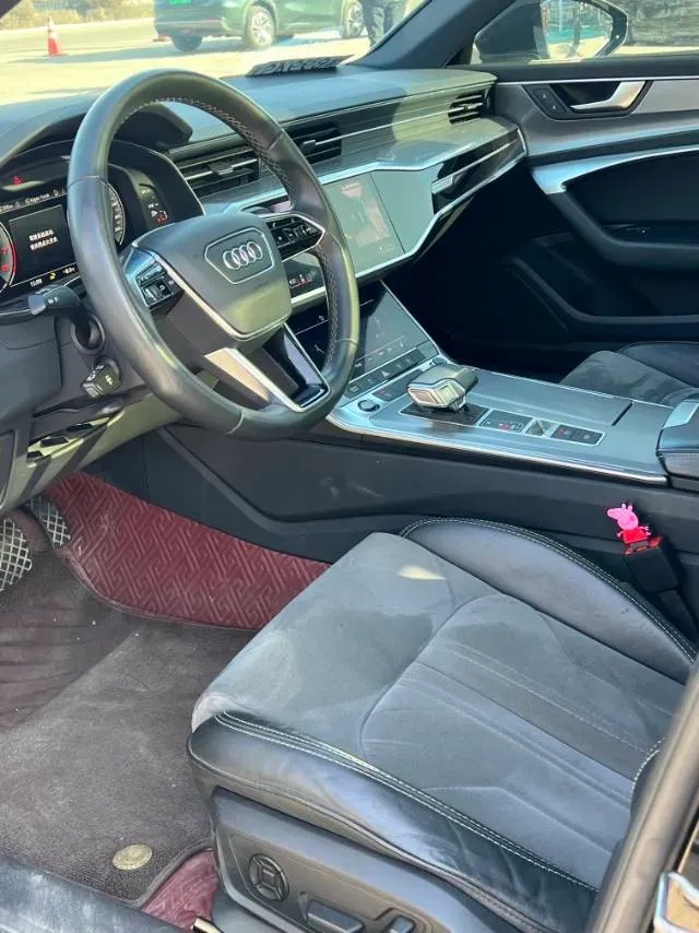 2021 Audi A6L 2.0T 224HP L4 7DCT,autocango,china used car exporter,china ev exporter,chinese used car exporter,chinese used ev exporter