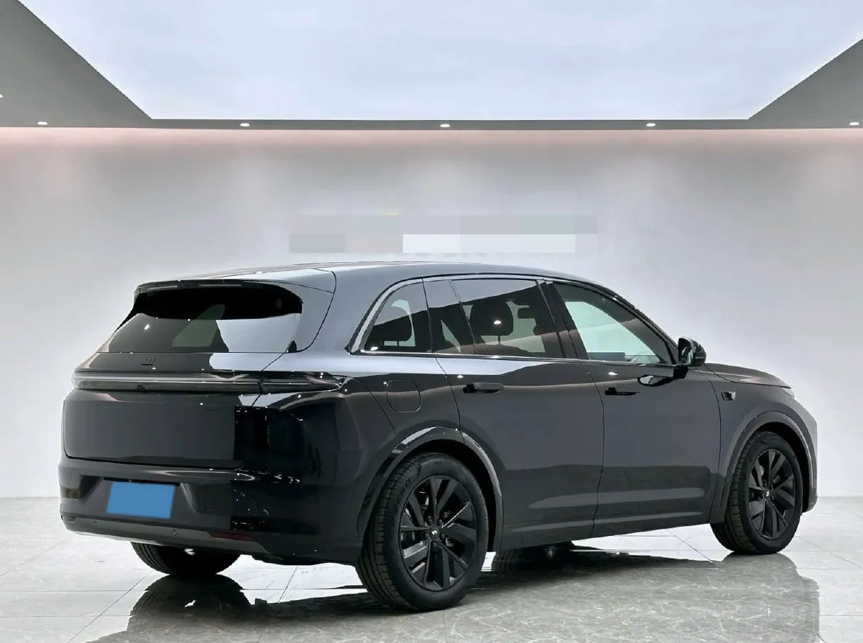2023 Li L7 Range Extended 154HP REEV 40.9KWH,autocango,china used car exporter,china ev exporter,chinese used car exporter,chinese used ev exporter