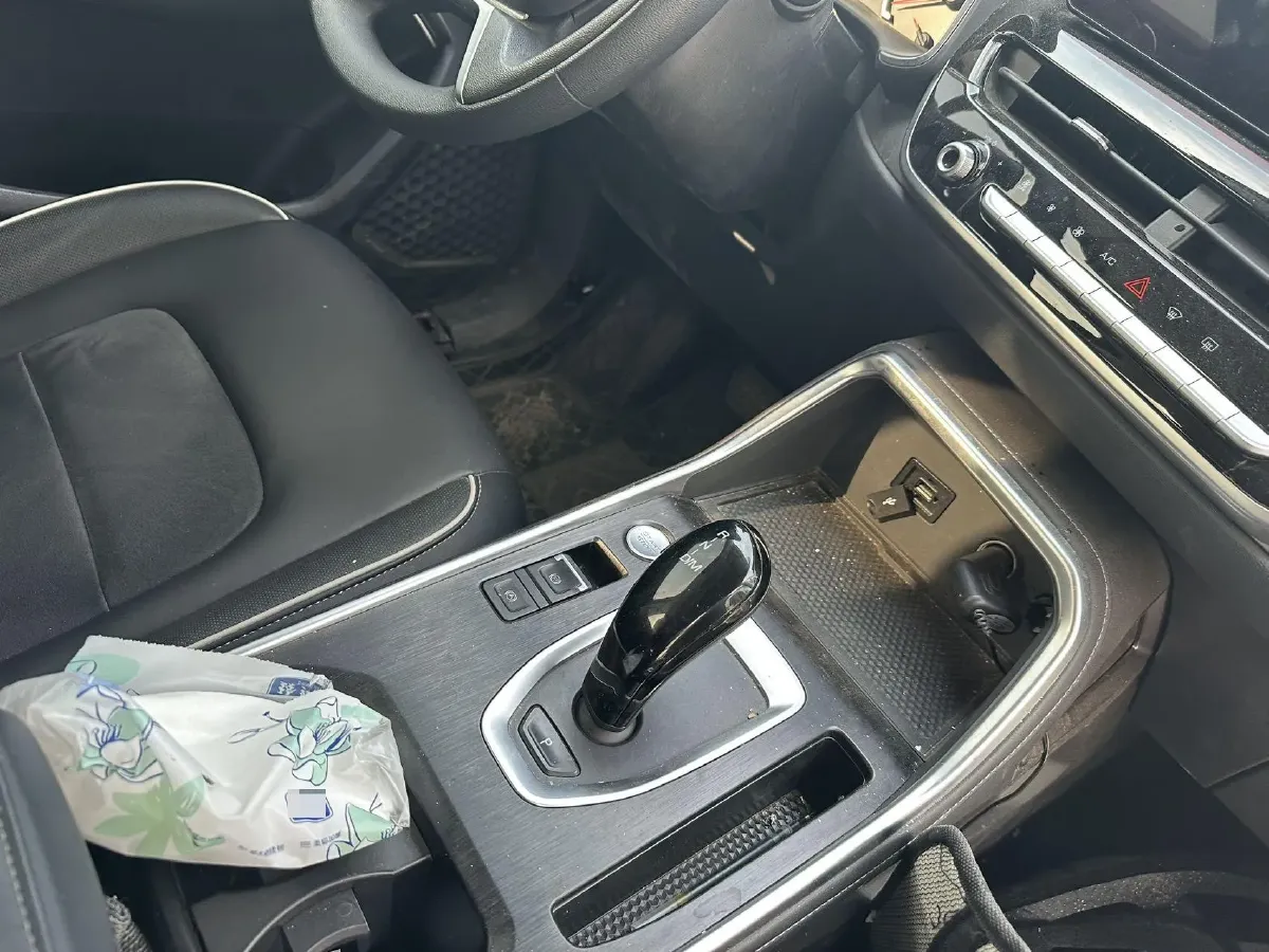 2021 Haval H6 1.5T 150HP L4 7DCT,autocango,china used car exporter,china ev exporter,chinese used car exporter,chinese used ev exporter