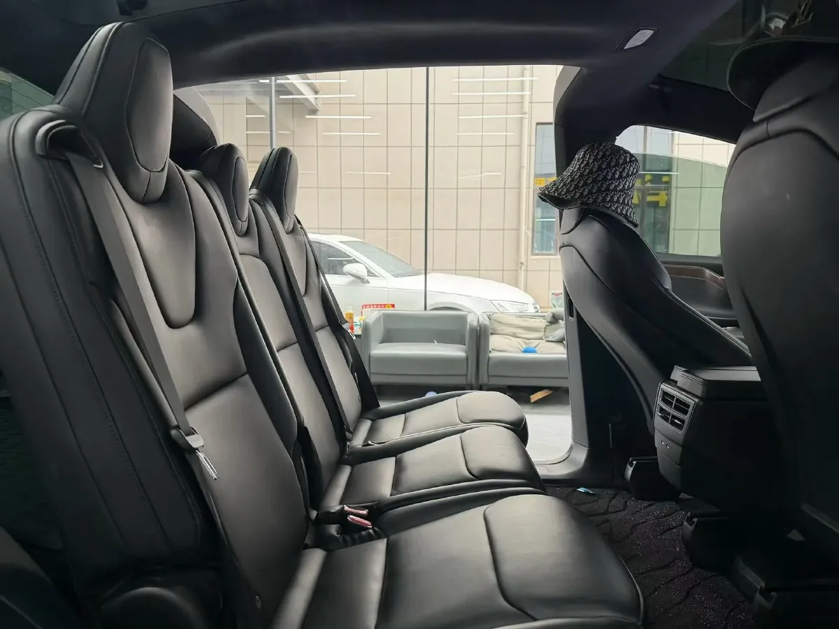 2019 Tesla Model X BEV 100KWH,autocango,china used car exporter,china ev exporter,chinese used car exporter,chinese used ev exporter