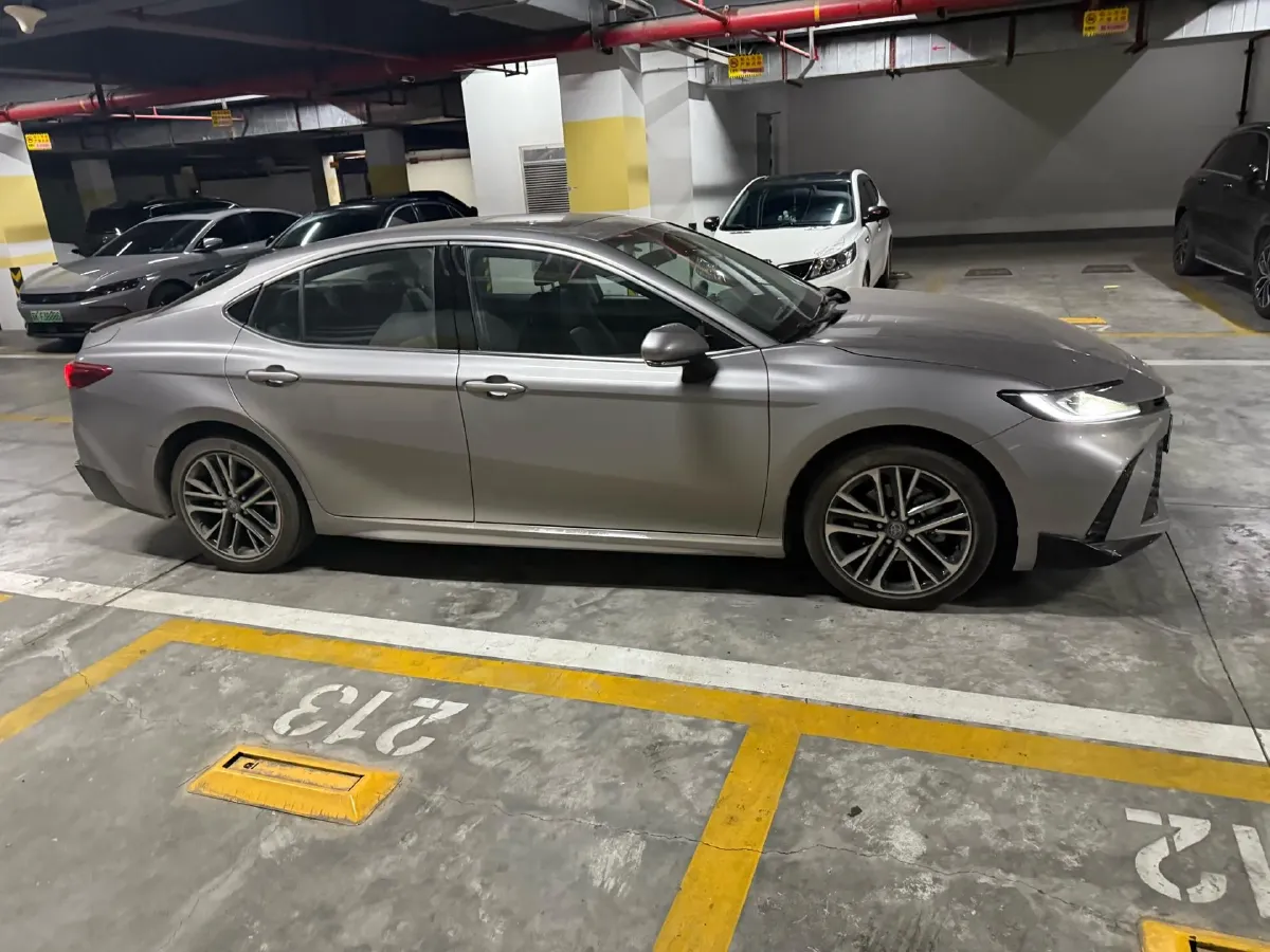 2026 Toyota Camry 2.0L 152HP L4 E-CVT Hybrid,autocango,china used car exporter,china ev exporter,chinese used car exporter,chinese used ev exporter