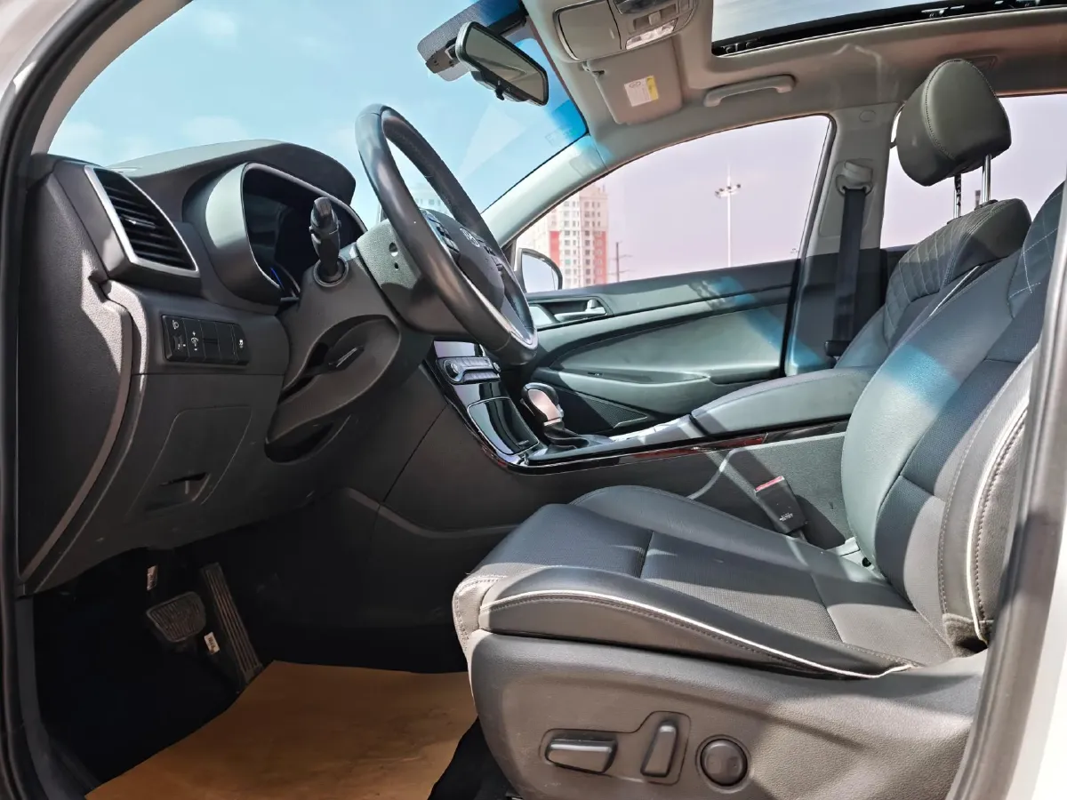 2019 Hyundai Tucson 1.6T 177HP L4 7DCT,autocango,china used car exporter,china ev exporter,chinese used car exporter,chinese used ev exporter