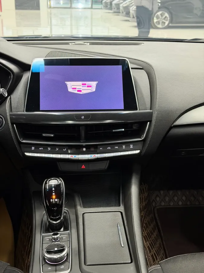 2022 Cadillac CT5 2.0T 237HP L4 10AT,autocango,china used car exporter,china ev exporter,chinese used car exporter,chinese used ev exporter