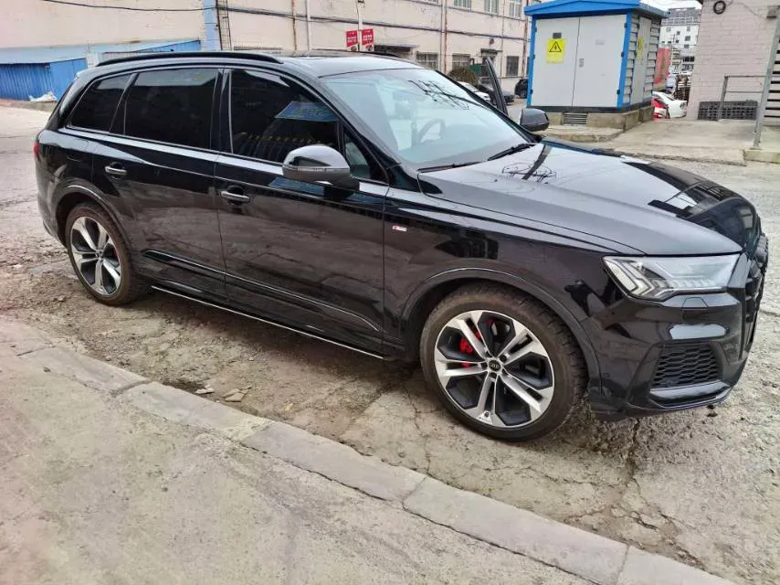 2022 Volkswagen Touareg 3.0T 340HP V6 8AT,autocango,china used car exporter,china ev exporter,chinese used car exporter,chinese used ev exporter