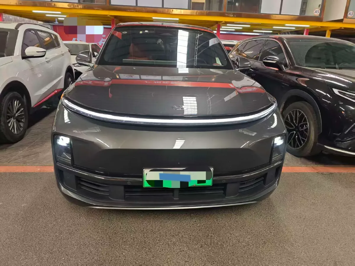 2023 Li L8 Range Extended 154HP REEV 40.9KWH,autocango,china used car exporter,china ev exporter,chinese used car exporter,chinese used ev exporter