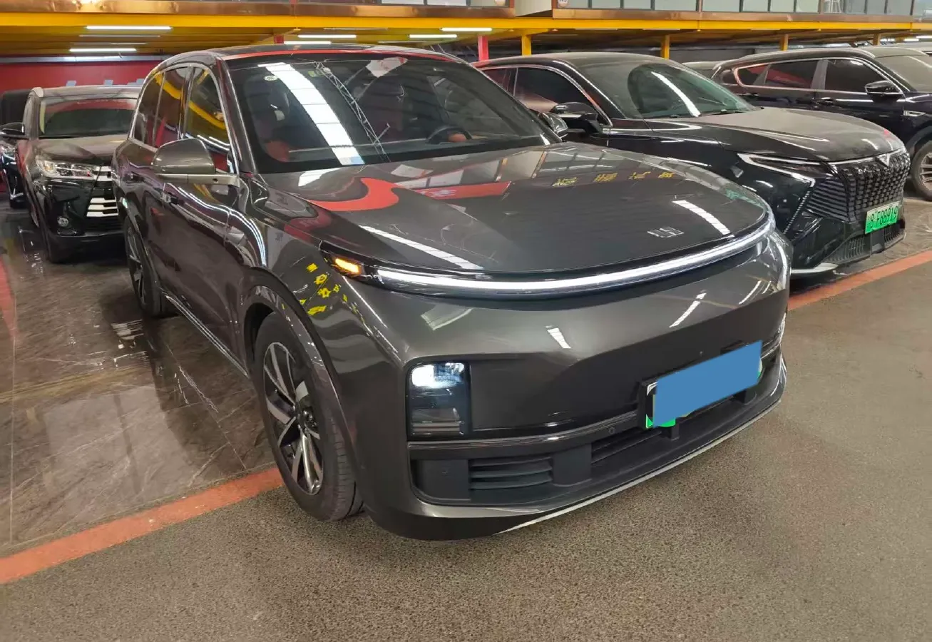 2023 Li L8 Range Extended 154HP REEV 40.9KWH,autocango,china used car exporter,china ev exporter,chinese used car exporter,chinese used ev exporter