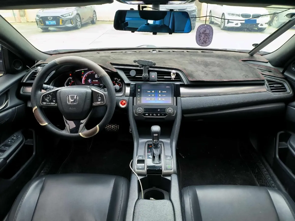 2021 Honda Civic 1.5T 177HP L4 CVT,autocango,china used car exporter,china ev exporter,chinese used car exporter,chinese used ev exporter