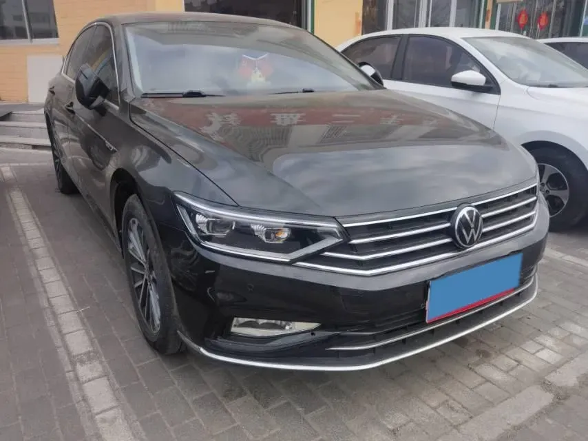 2020 Volkswagen Magotan 2.0T 186HP L4 7DCT,autocango,china used car exporter,china ev exporter,chinese used car exporter,chinese used ev exporter