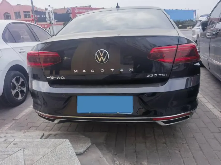 2020 Volkswagen Magotan 2.0T 186HP L4 7DCT,autocango,china used car exporter,china ev exporter,chinese used car exporter,chinese used ev exporter