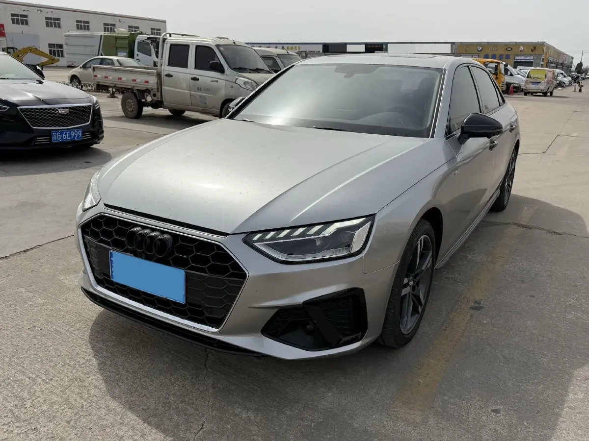 2020 Audi A4L 2.0T 190HP L4 7DCT,autocango,china used car exporter,china ev exporter,chinese used car exporter,chinese used ev exporter