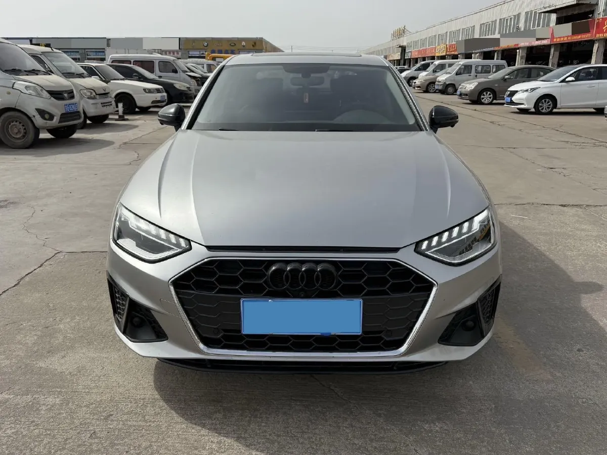 2020 Audi A4L 2.0T 190HP L4 7DCT,autocango,china used car exporter,china ev exporter,chinese used car exporter,chinese used ev exporter