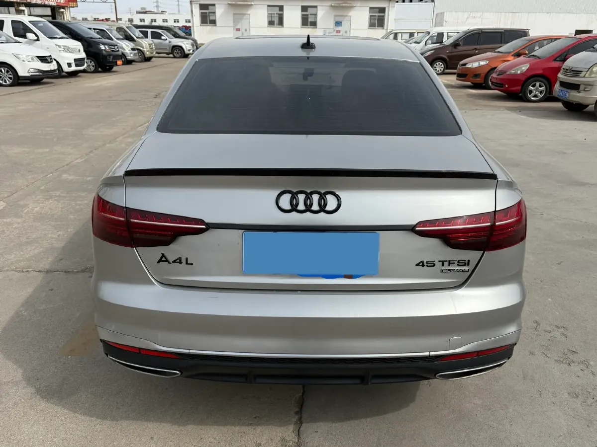 2020 Audi A4L 2.0T 190HP L4 7DCT,autocango,china used car exporter,china ev exporter,chinese used car exporter,chinese used ev exporter