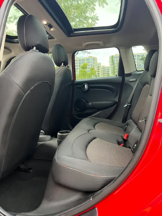 2022 MINI MINI 1.5T 102HP L3 7DCT,autocango,china used car exporter,china ev exporter,chinese used car exporter,chinese used ev exporter