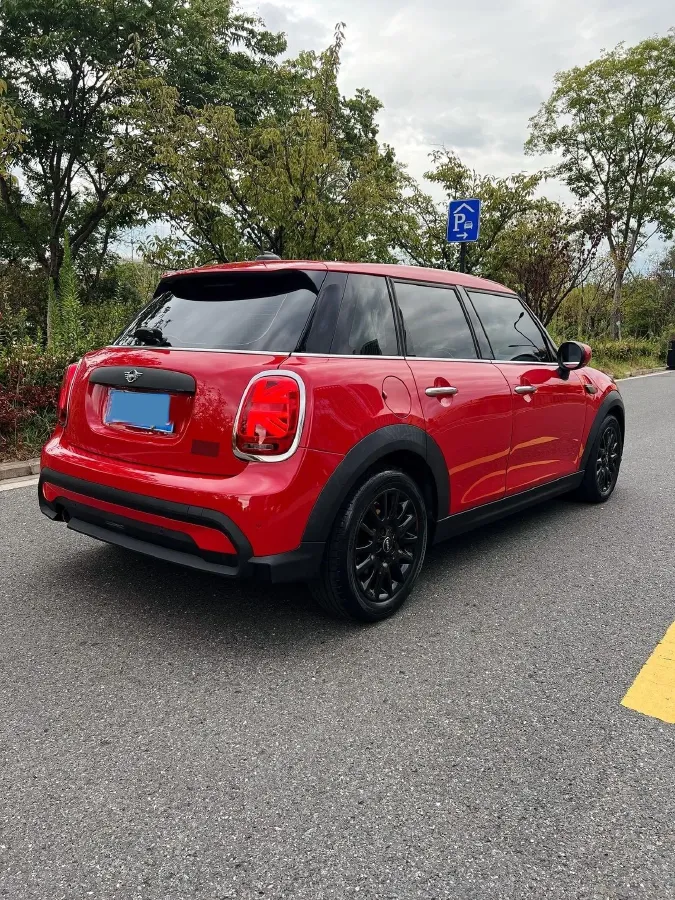 2022 MINI MINI 1.5T 102HP L3 7DCT,autocango,china used car exporter,china ev exporter,chinese used car exporter,chinese used ev exporter