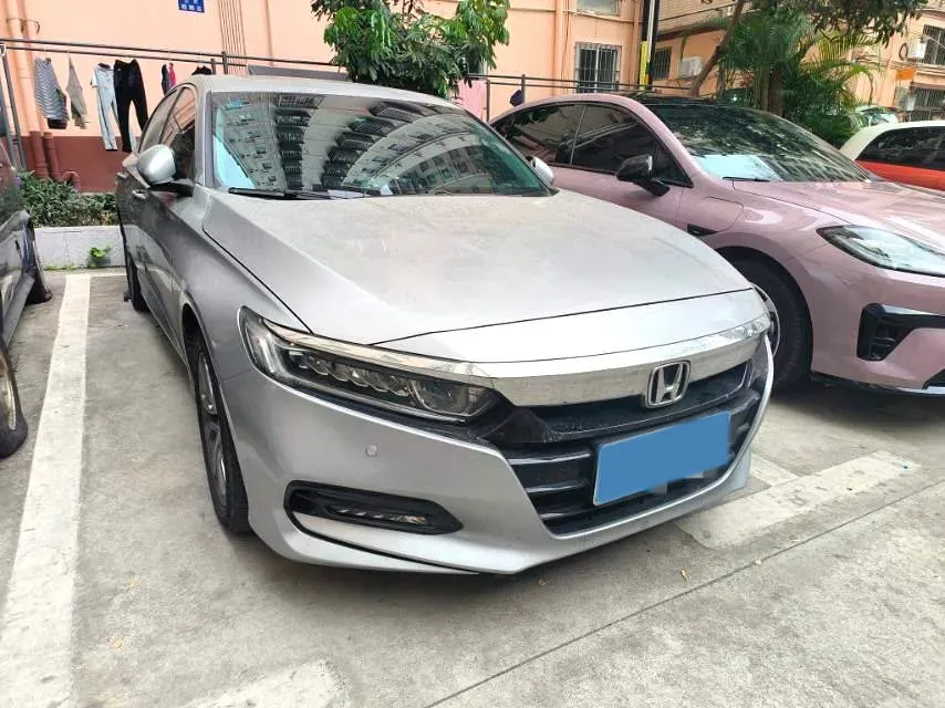 2018 Honda Accord 1.5T 194HP L4 CVT,autocango,china used car exporter,china ev exporter,chinese used car exporter,chinese used ev exporter