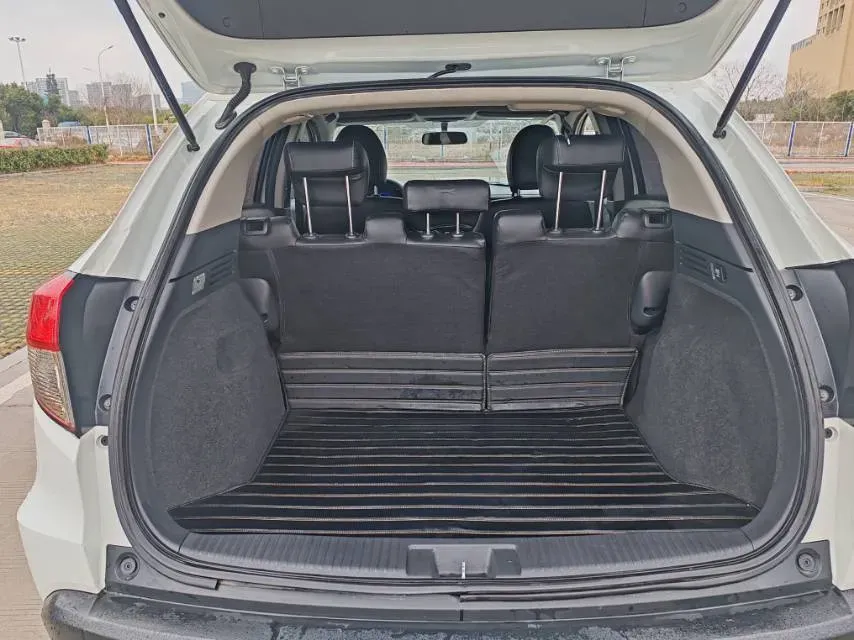 2022 Honda Vezel 1.5L 131HP L4 CVT,autocango,china used car exporter,china ev exporter,chinese used car exporter,chinese used ev exporter