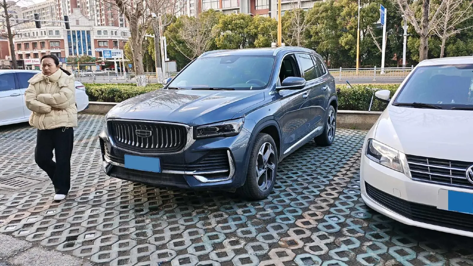 2024 Geely Monjaro 2.0T 218HP L4 7DCT,autocango,china used car exporter,china ev exporter,chinese used car exporter,chinese used ev exporter