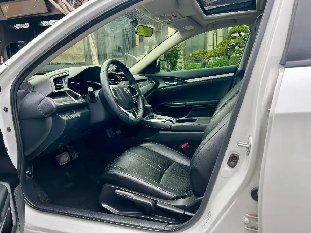 2019 Honda Civic 1.5T 177HP L4 CVT,autocango,china used car exporter,china ev exporter,chinese used car exporter,chinese used ev exporter