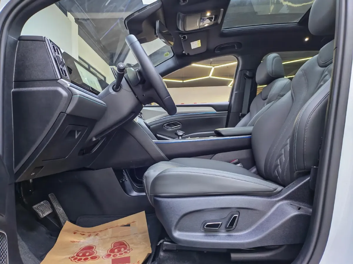 2025 BYD SongL DM-i 1.5L 101HP L4 E-CVT PHEV 26.6KWH,autocango,china used car exporter,china ev exporter,chinese used car exporter,chinese used ev exporter