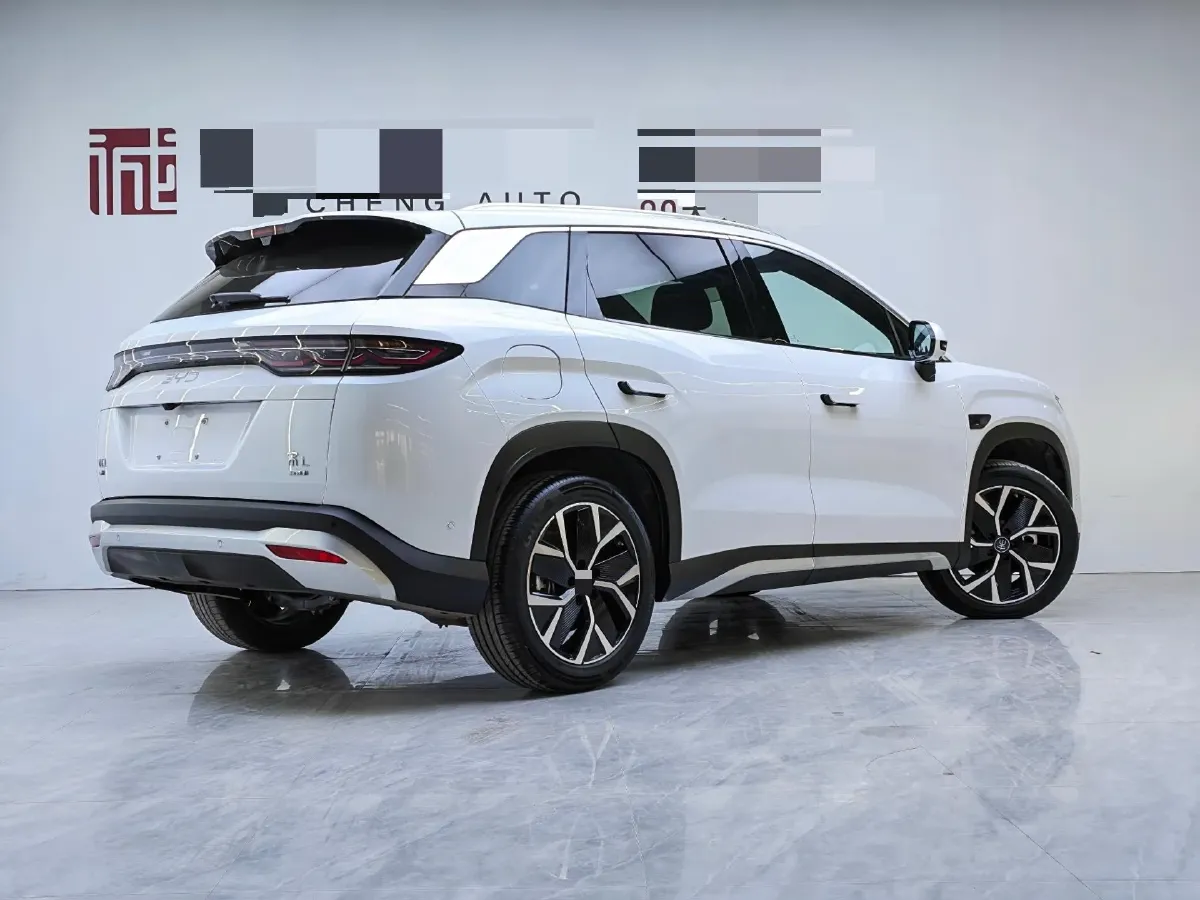 2025 BYD SongL DM-i 1.5L 101HP L4 E-CVT PHEV 26.6KWH,autocango,china used car exporter,china ev exporter,chinese used car exporter,chinese used ev exporter