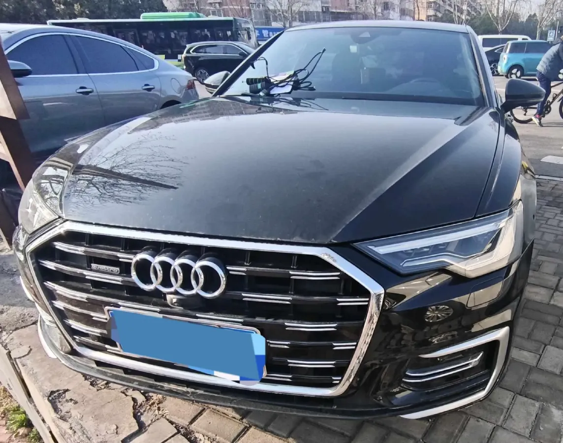 2023 Audi A6L 2.0T 245HP L4 7DCT,autocango,china used car exporter,china ev exporter,chinese used car exporter,chinese used ev exporter