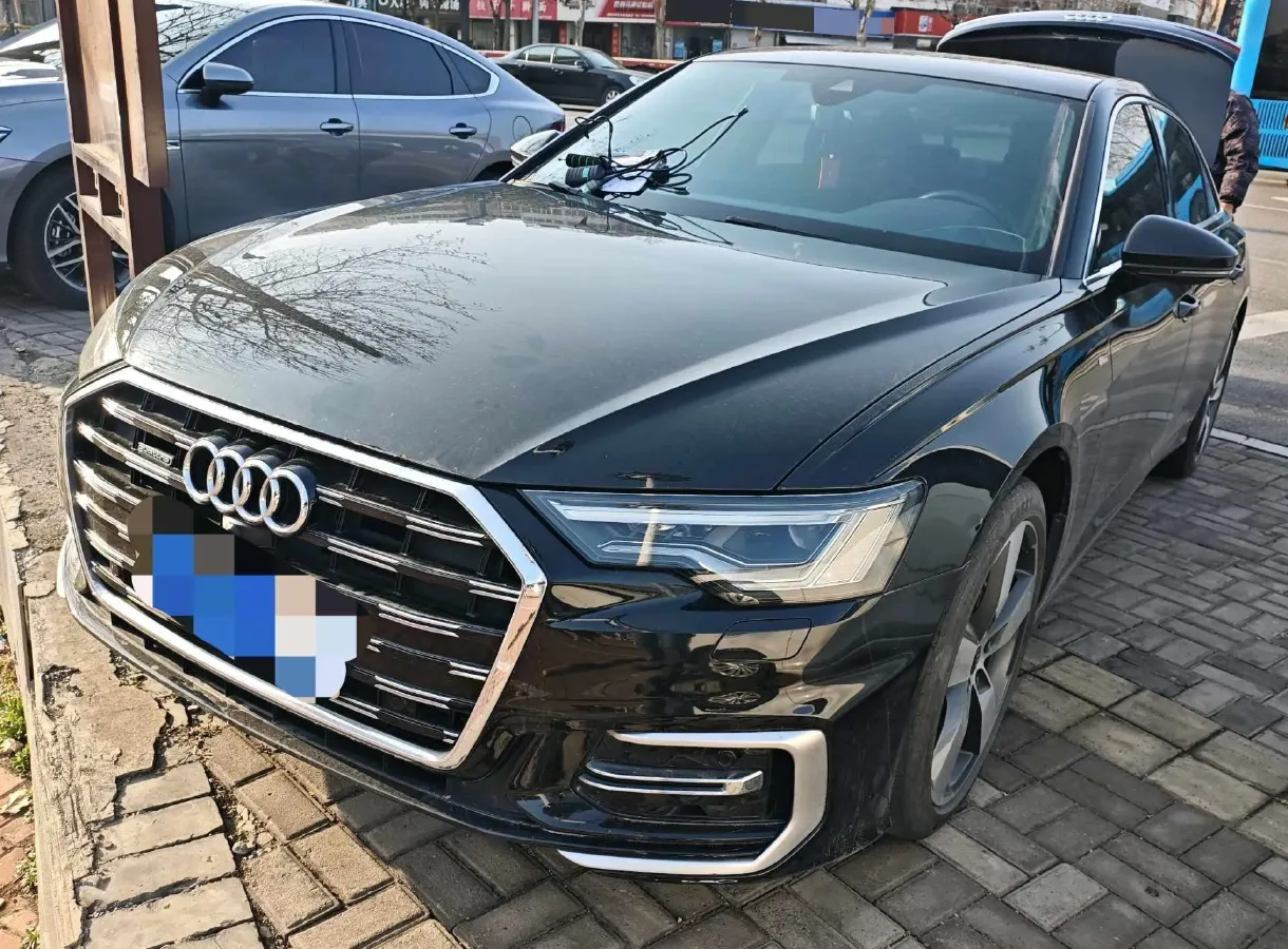 2023 Audi A6L 2.0T 245HP L4 7DCT,autocango,china used car exporter,china ev exporter,chinese used car exporter,chinese used ev exporter