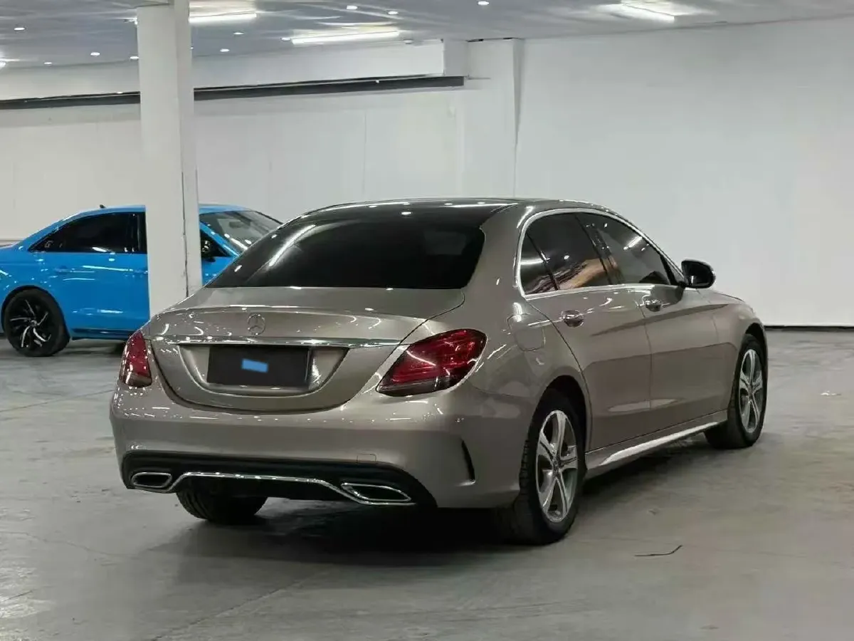 2020 Mercedes-Benz C Class 1.5T 184HP L4 9AT,autocango,china used car exporter,china ev exporter,chinese used car exporter,chinese used ev exporter