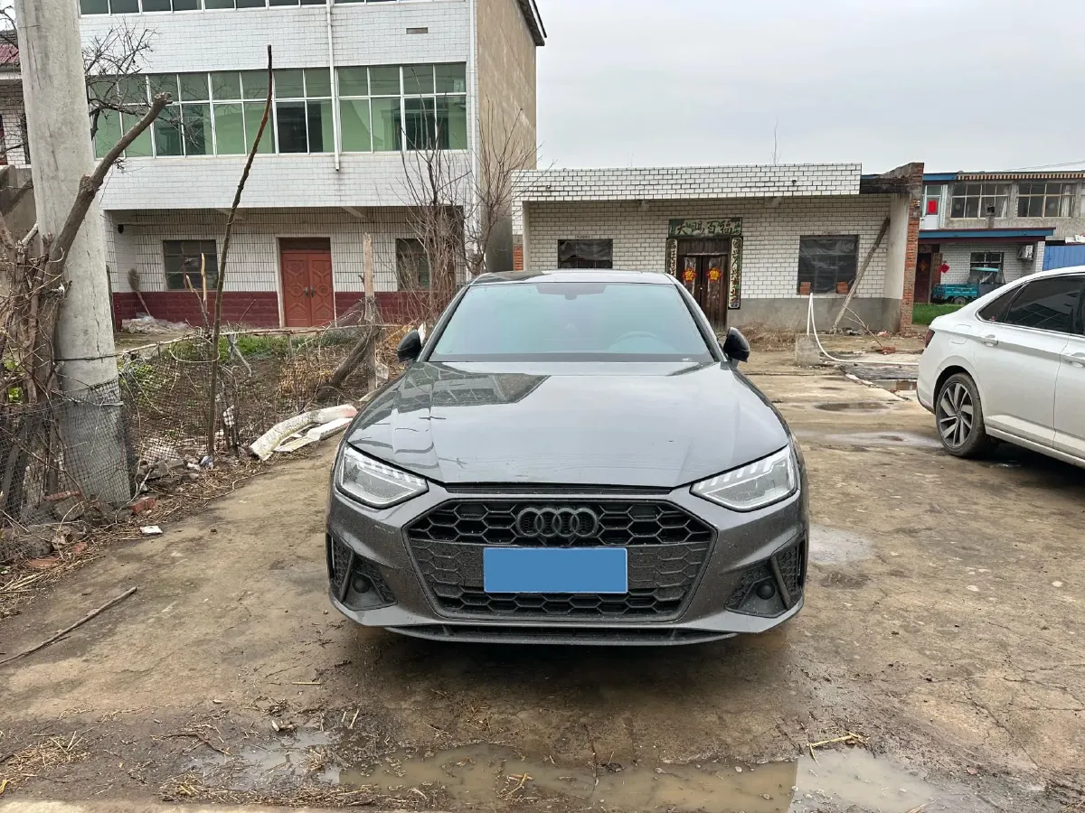2024 Audi A4L 2.0T 190HP L4 7DCT,autocango,china used car exporter,china ev exporter,chinese used car exporter,chinese used ev exporter