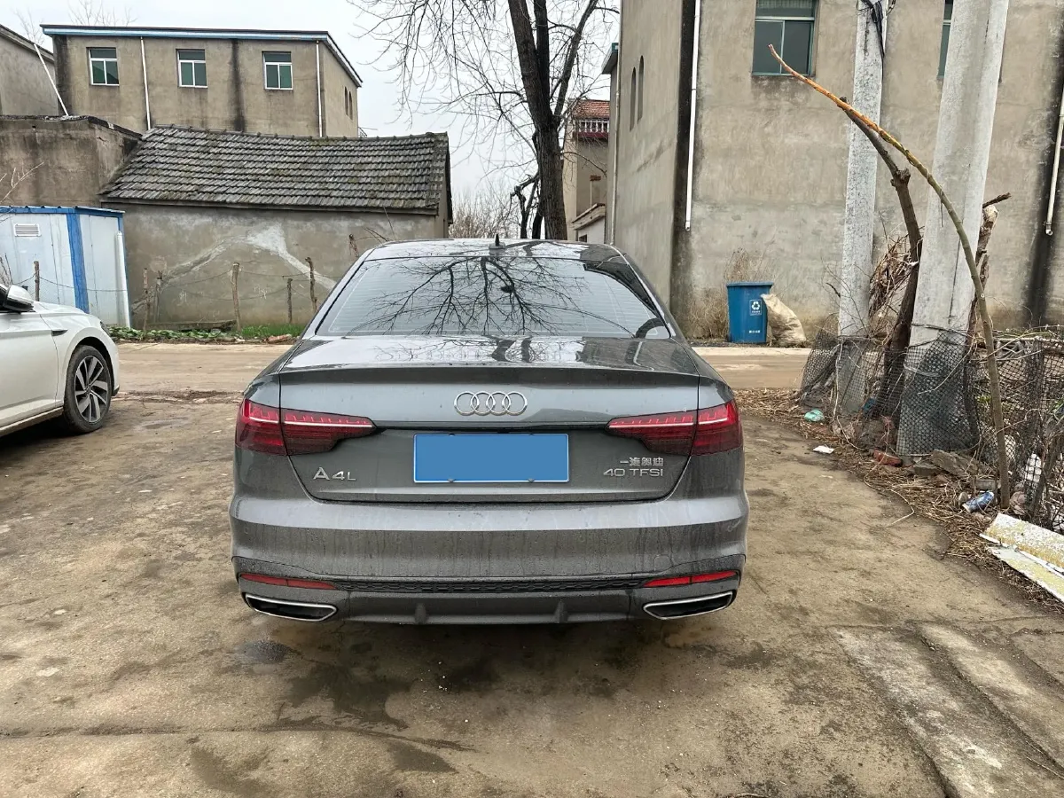 2024 Audi A4L 2.0T 190HP L4 7DCT,autocango,china used car exporter,china ev exporter,chinese used car exporter,chinese used ev exporter