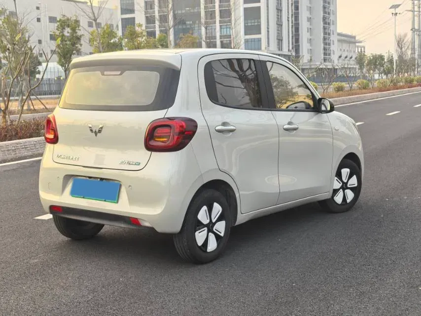 2025 WuLing HongGuang MINI EV BEV 16.2KWH,autocango,china used car exporter,china ev exporter,chinese used car exporter,chinese used ev exporter