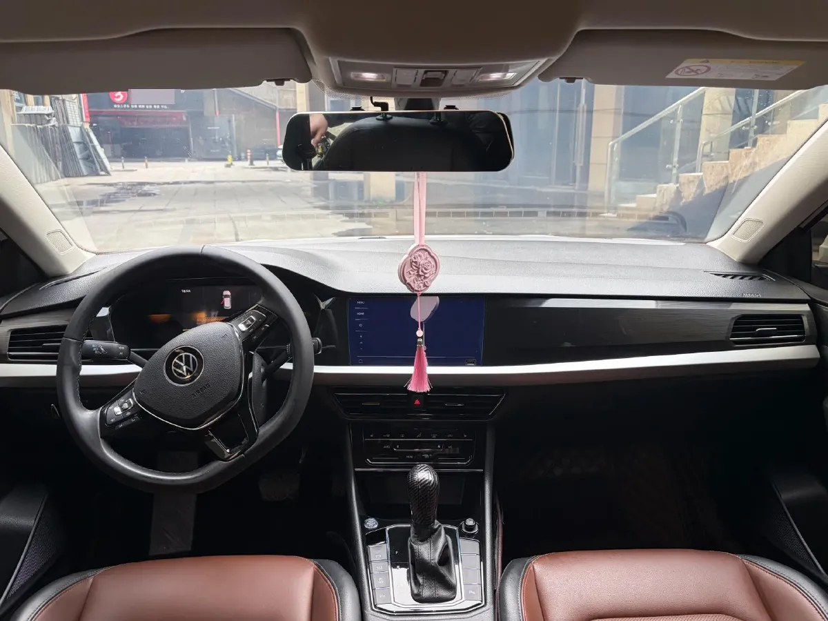 2021 Volkswagen Lavida 1.4T 150HP L4 7DCT,autocango,china used car exporter,china ev exporter,chinese used car exporter,chinese used ev exporter