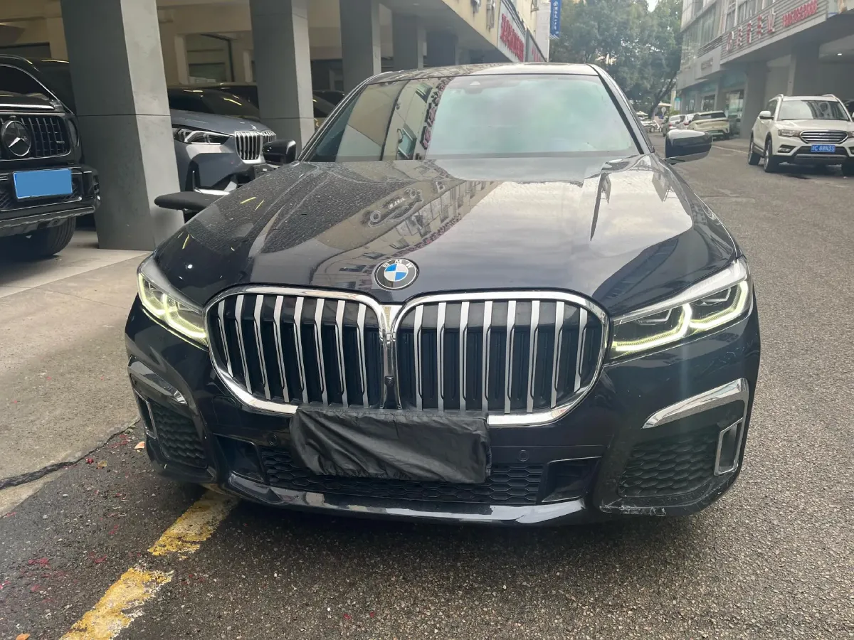 2019 BMW 7 Series 2.0T 265HP L4 8AT,autocango,china used car exporter,china ev exporter,chinese used car exporter,chinese used ev exporter
