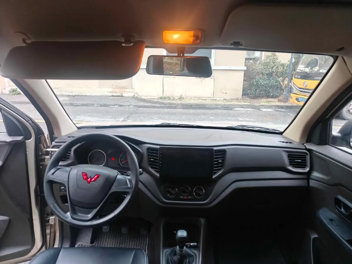 2022 JinBei Little Sea Lion X30 1.5L 102HP L4 5MT,autocango,china used car exporter,china ev exporter,chinese used car exporter,chinese used ev exporter