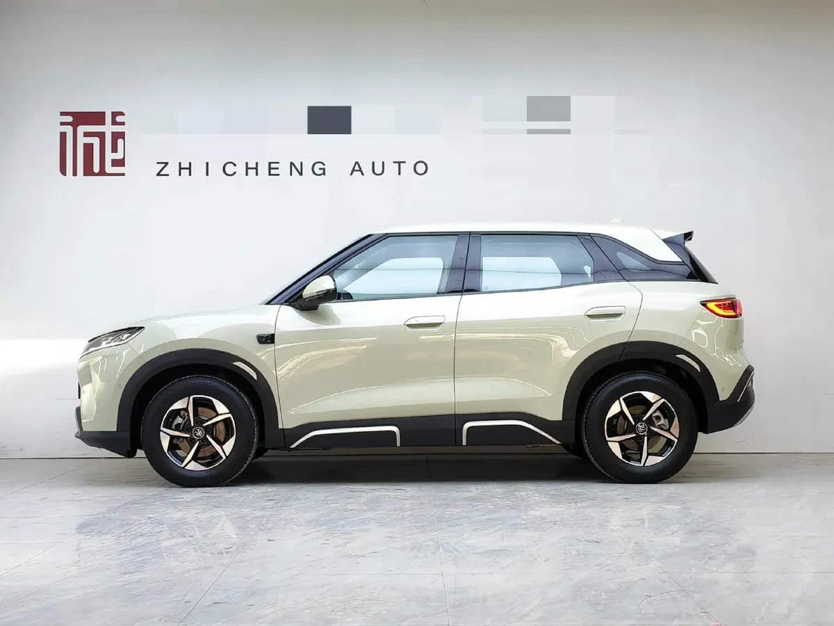 2025 BYD YuanUP BEV 45.12KWH,autocango,china used car exporter,china ev exporter,chinese used car exporter,chinese used ev exporter