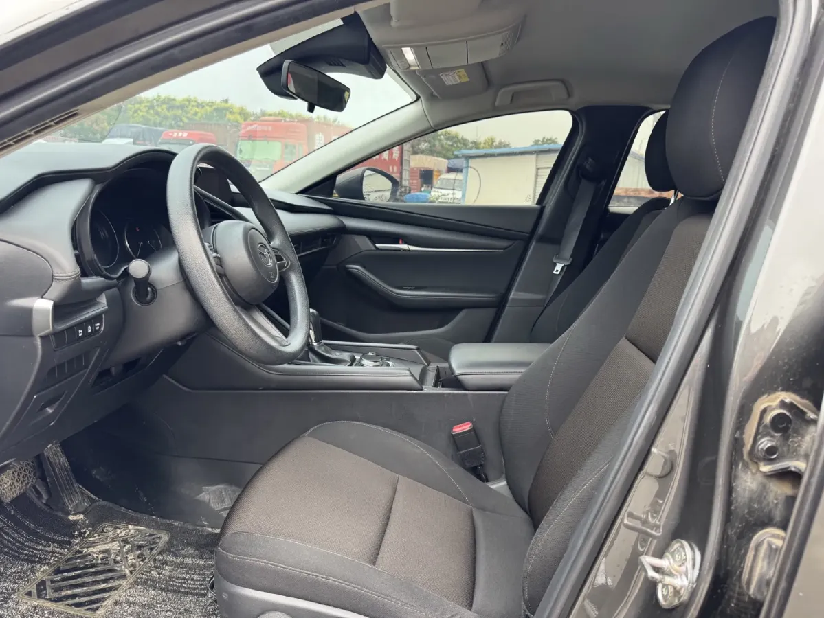 2021 Mazda 3 Axela 1.5L 117HP L4 6AT,autocango,china used car exporter,china ev exporter,chinese used car exporter,chinese used ev exporter