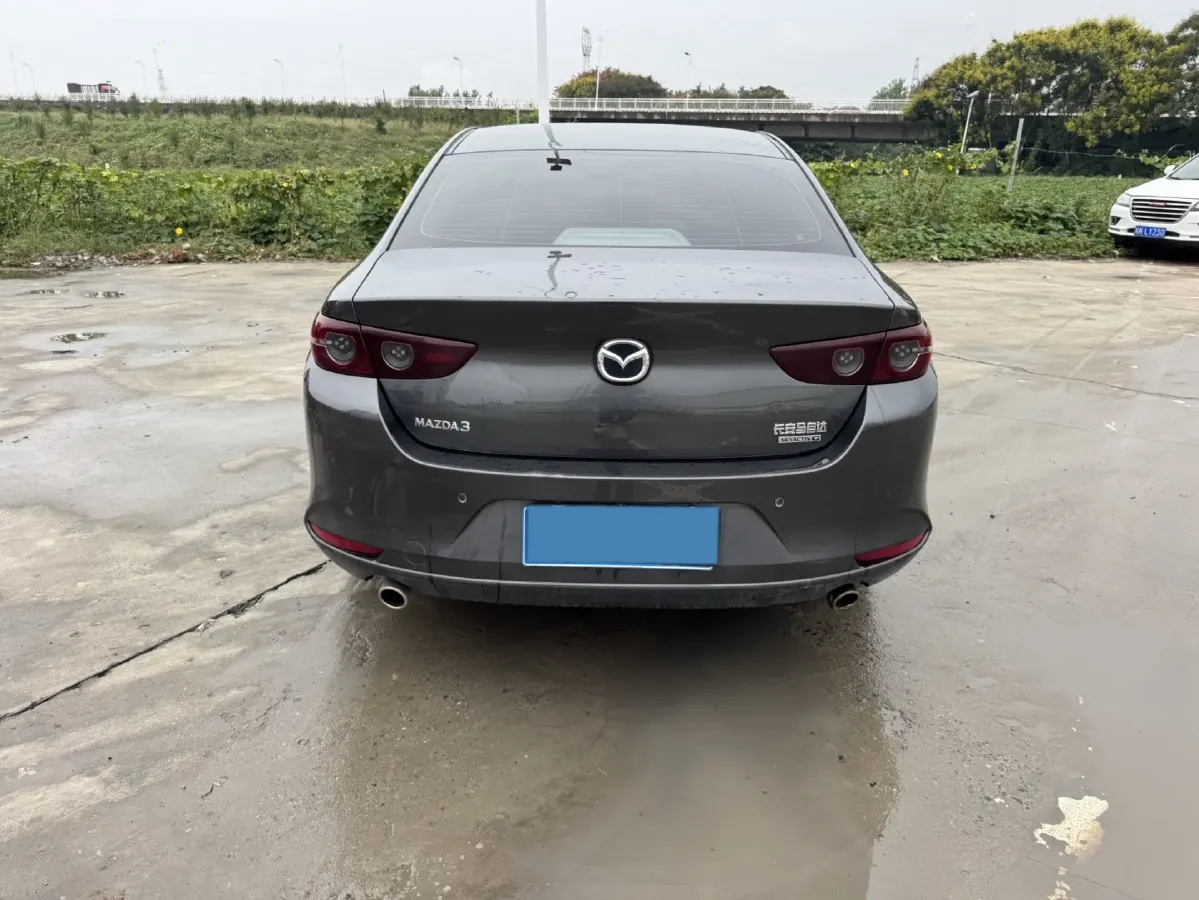 2021 Mazda 3 Axela 1.5L 117HP L4 6AT,autocango,china used car exporter,china ev exporter,chinese used car exporter,chinese used ev exporter