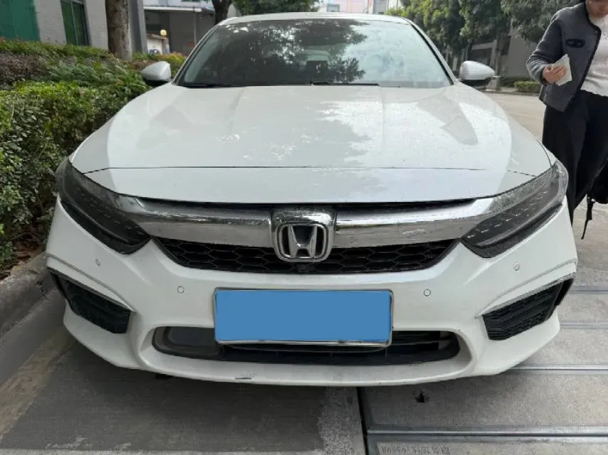 2019 Honda Inspire 2.0L 146HP L4 E-CVT Hybrid,autocango,china used car exporter,china ev exporter,chinese used car exporter,chinese used ev exporter