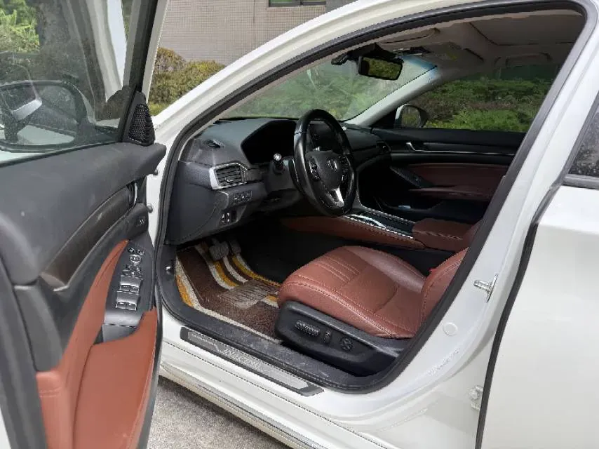 2019 Honda Inspire 2.0L 146HP L4 E-CVT Hybrid,autocango,china used car exporter,china ev exporter,chinese used car exporter,chinese used ev exporter