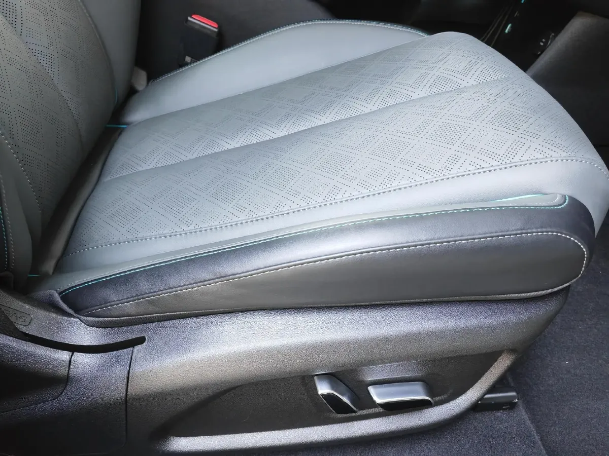 2025 BYD QinL BEV,autocango,china used car exporter,china ev exporter,chinese used car exporter,chinese used ev exporter