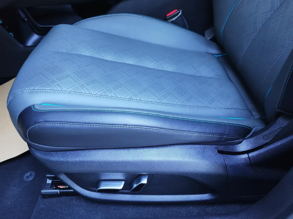 2025 BYD QinL BEV,autocango,china used car exporter,china ev exporter,chinese used car exporter,chinese used ev exporter