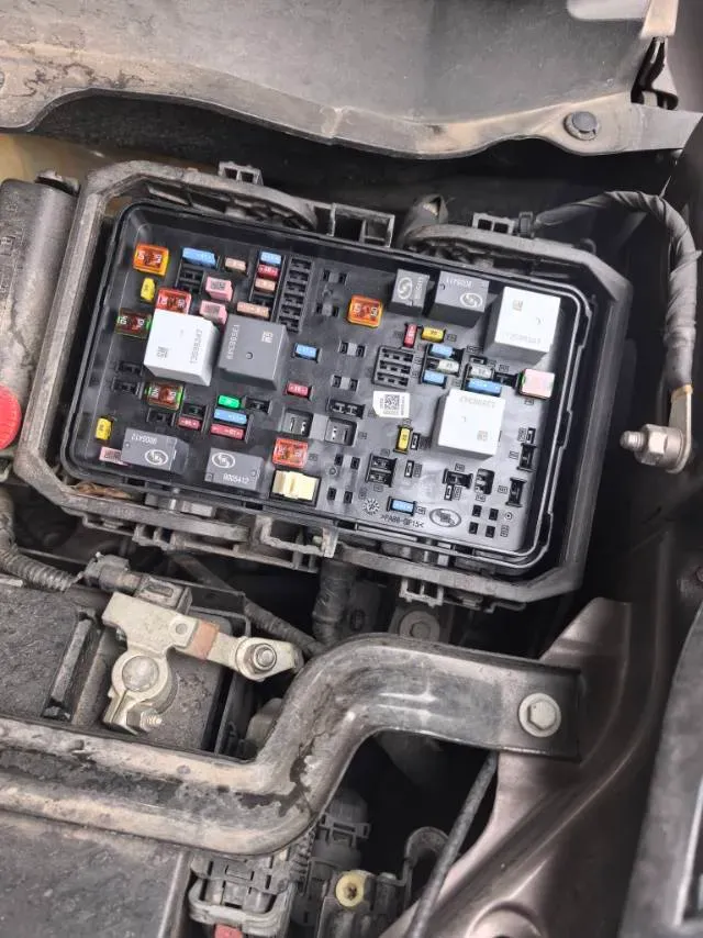 2021 Buick GL8 2.0T 237HP L4 9AT,autocango,china used car exporter,china ev exporter,chinese used car exporter,chinese used ev exporter