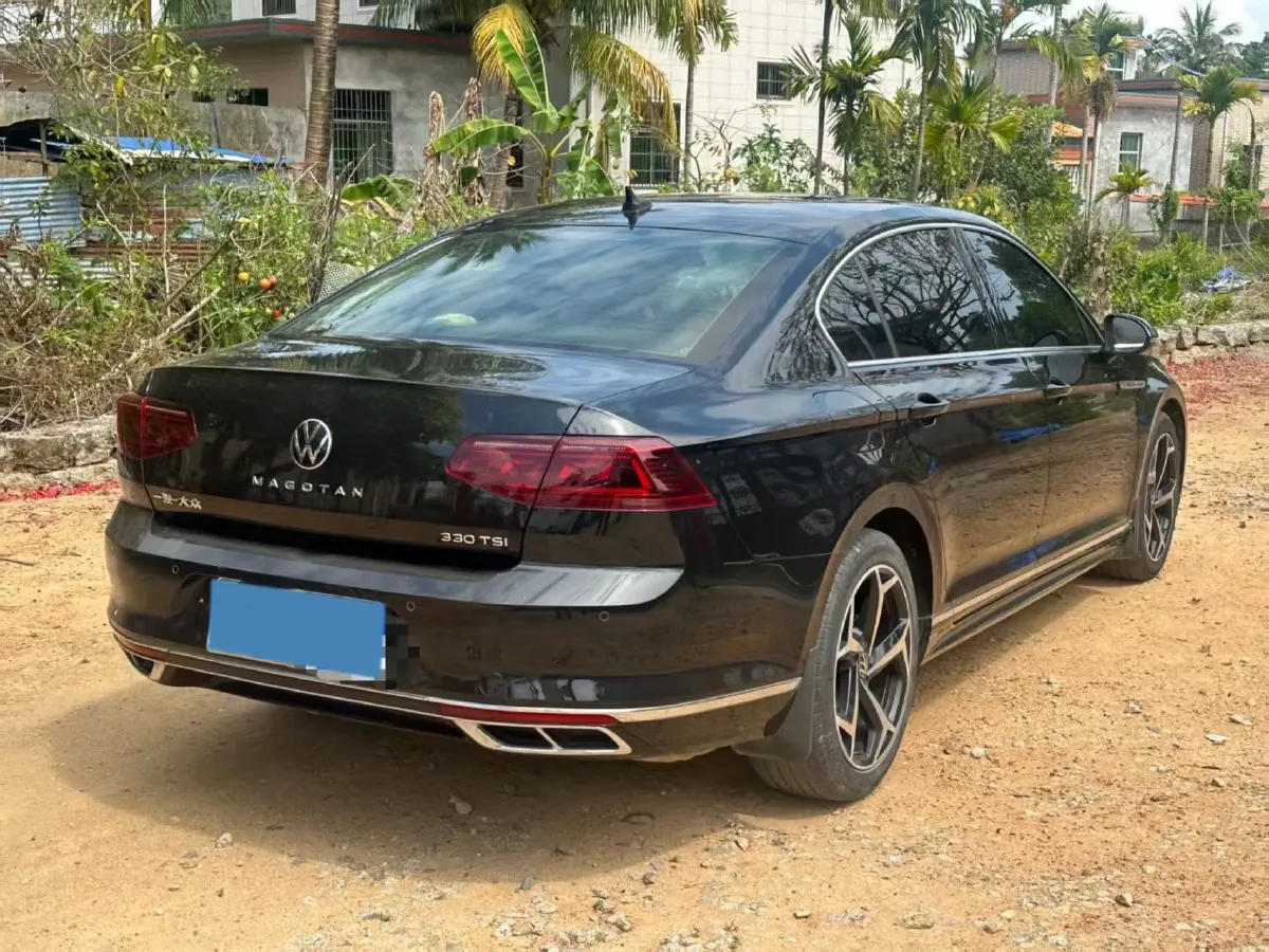 2023 Volkswagen Magotan 2.0T 186HP L4 7DCT,autocango,china used car exporter,china ev exporter,chinese used car exporter,chinese used ev exporter