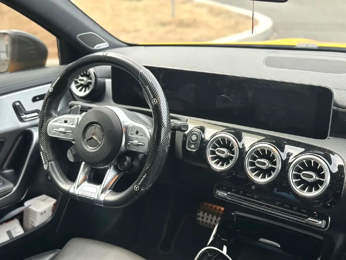 2019 Mercedes-Benz A AMG 2.0T 306HP L4 7DCT,autocango,china used car exporter,china ev exporter,chinese used car exporter,chinese used ev exporter