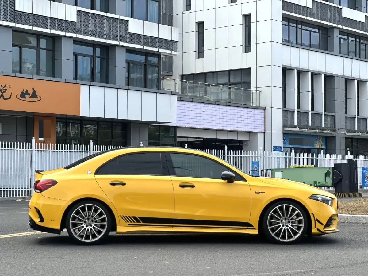 2019 Mercedes-Benz A AMG 2.0T 306HP L4 7DCT,autocango,china used car exporter,china ev exporter,chinese used car exporter,chinese used ev exporter