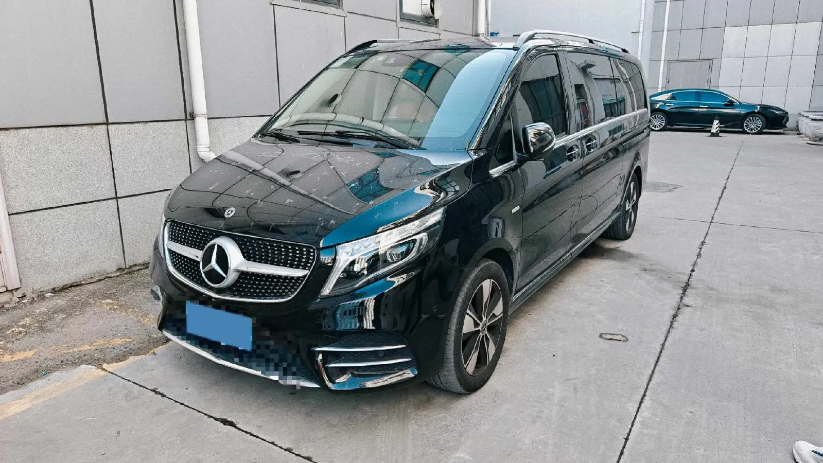 2020 Mercedes-Benz V Class 2.0T 211HP L4 9AT,autocango,china used car exporter,china ev exporter,chinese used car exporter,chinese used ev exporter