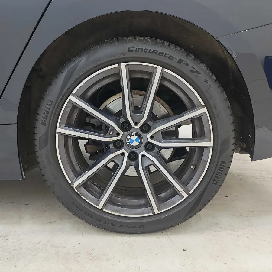 2023 BMW 3 Series 2.0T 156HP L4 8AT,autocango,china used car exporter,china ev exporter,chinese used car exporter,chinese used ev exporter